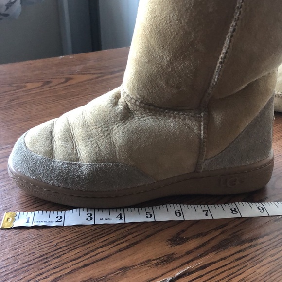 Ugg Classic Kids Winter Boots Snow - Picture 9 of 10